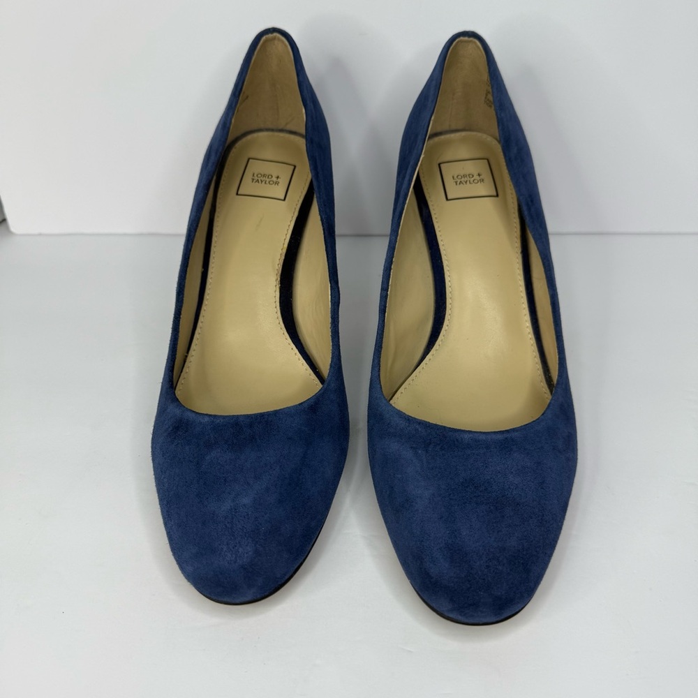 Lord & Taylor Classic Navy Heels